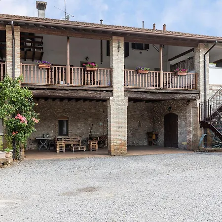 Cascina Raperonzolo شقة لوناتو